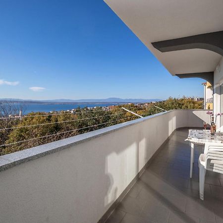 Nice Apartment In Crikvenica With House Sea View Екстериор снимка