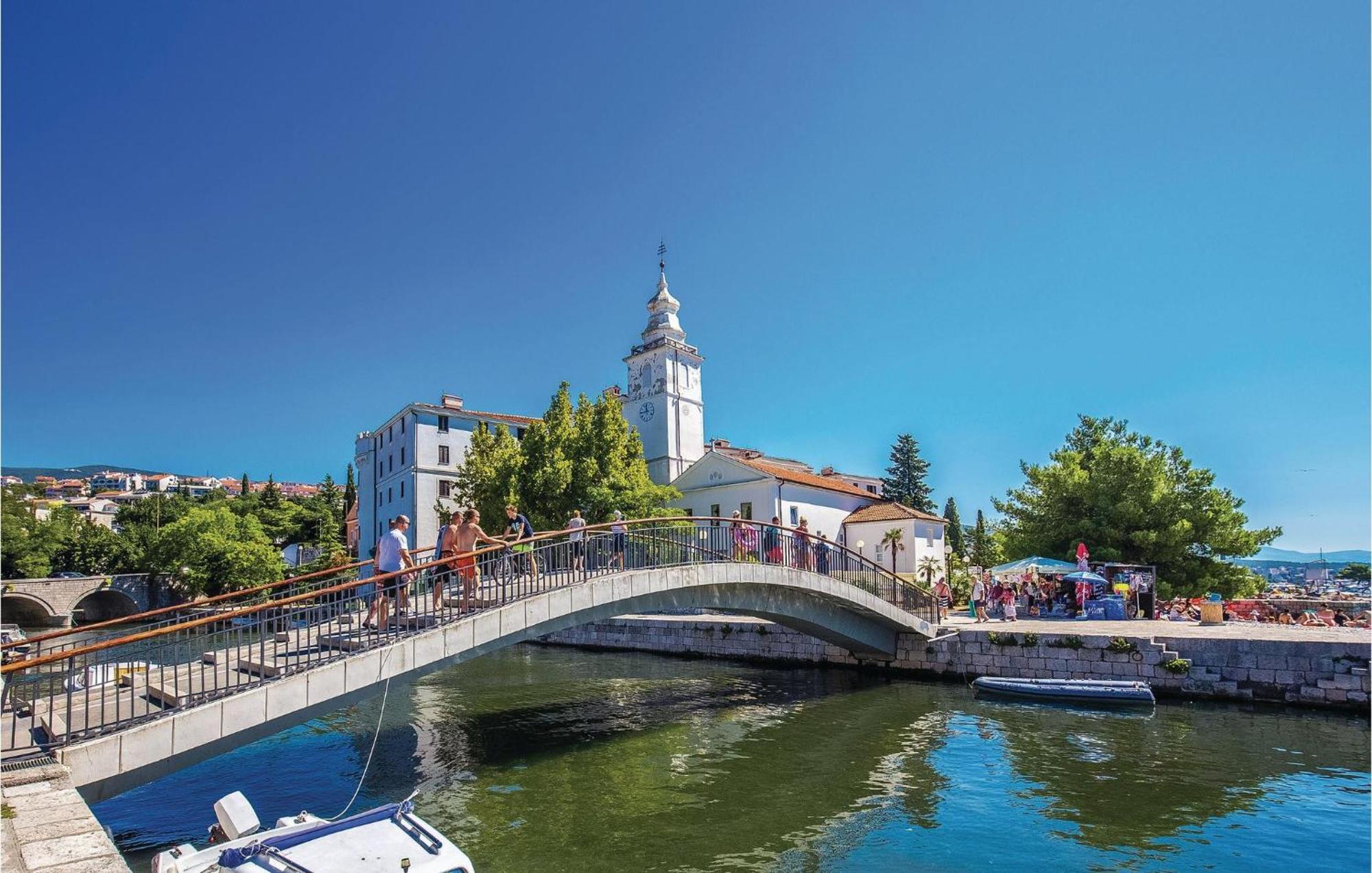 Nice Apartment In Crikvenica With House Sea View Екстериор снимка